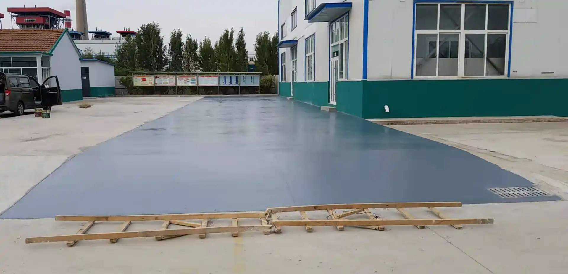 莱芜车间厂房地坪漆修补翻新